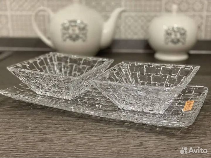 Немецкие хрустальные салатники, блюда 