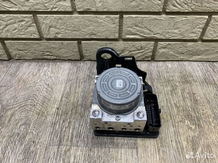 Skoda Octavia A7 Блок ABS (насос)