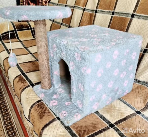 Домик для кошки с когтеточкой
