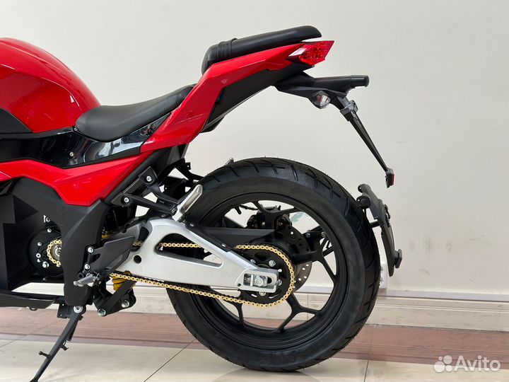 Электромотоцикл BMW RR