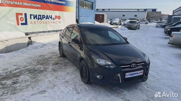 Стекло двери передней левой Ford Focus 3 1742302