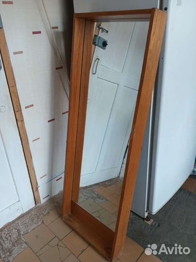 Зеркало настенное