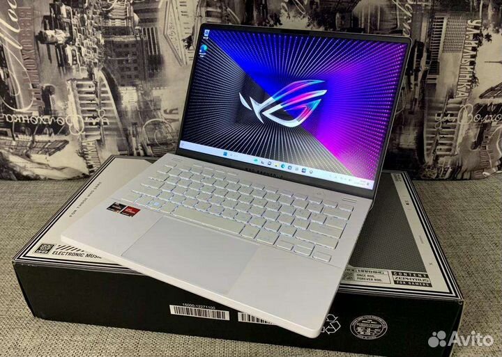 Asus ROG zephirus G14 ryzen 9 6900HS / RX6800S