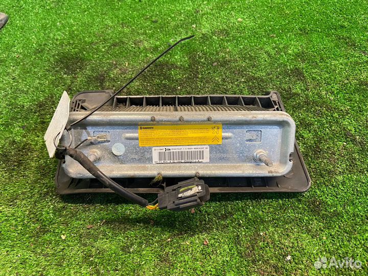 Citroen C5 2004-2008 / Коленная подушка Airbag