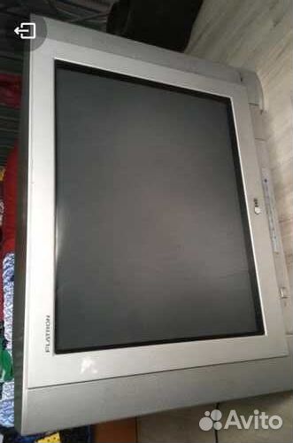 29 Телевизор 720мм Lg flatron 100Hz+Тумба с стекло