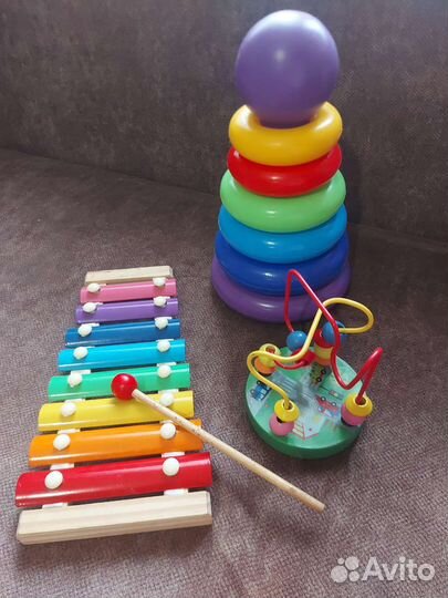 Детские развивающие игрушки для малышей