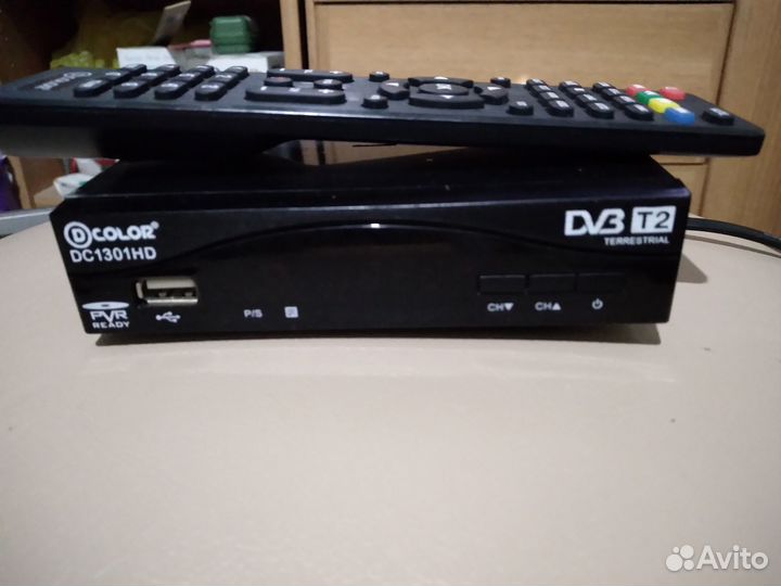 Цифровая тв приставка dcolor DC1301HD