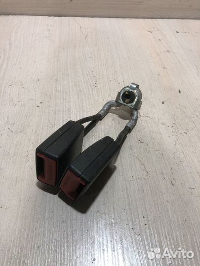 Ответная часть ремня безопасности Skoda Fabia 2