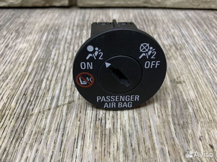 Opel Mokka 2012 - Выключатель пассажирской AIR BAG