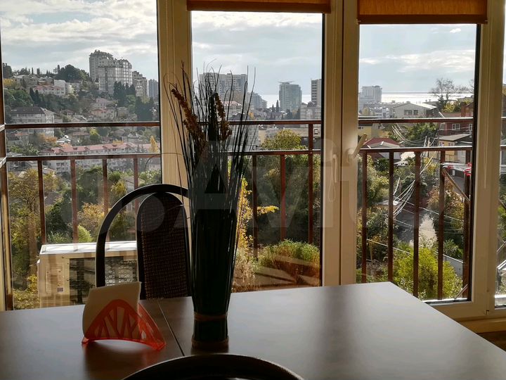 2-к. квартира, 47 м², 3/3 эт.