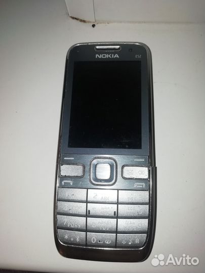 Nokia E52