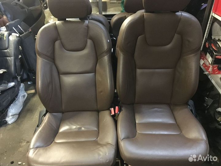Сиденья Volvo XC90 2015- коричневый