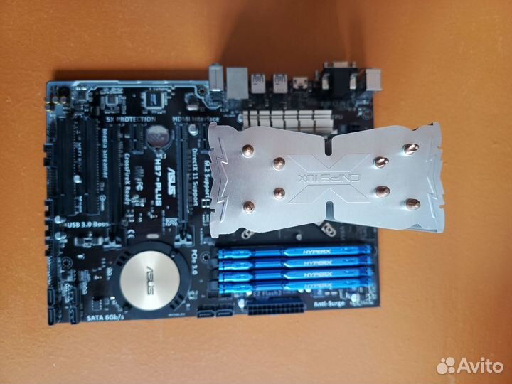 Материнская плата