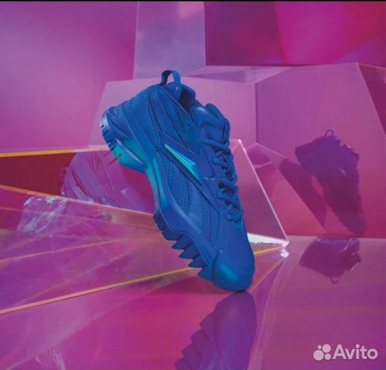 Кроссовки женские reebok cardi B новые (оригинал)