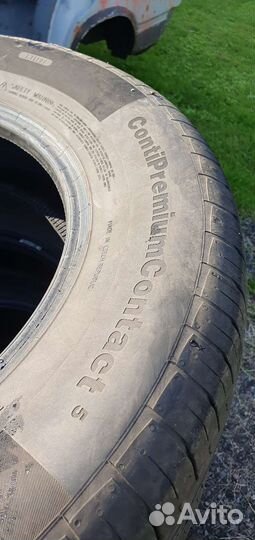 Continental ContiPremiumContact 5 235/65 R17