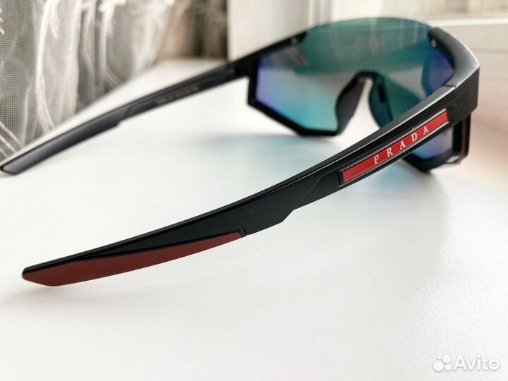 Очки спортивные зеркальные красные