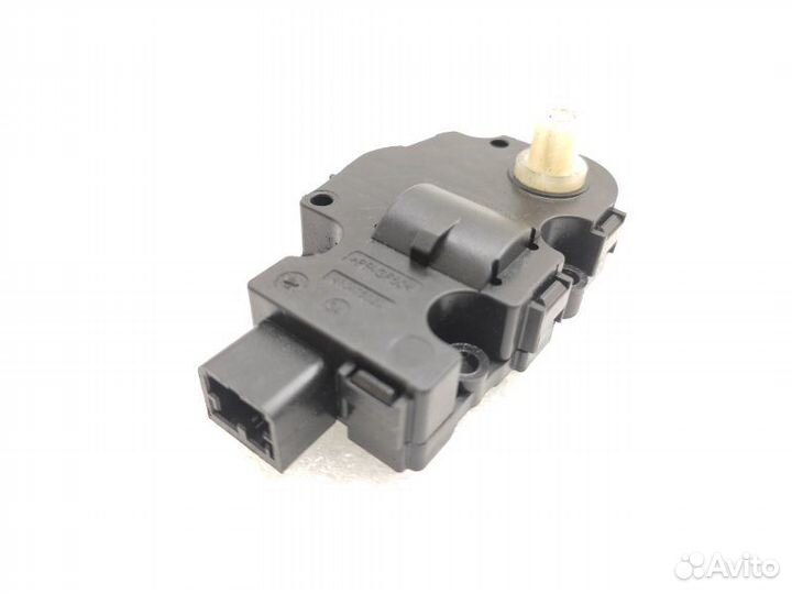 Сервопривод заслонок печки Mercedes-Benz C-Class