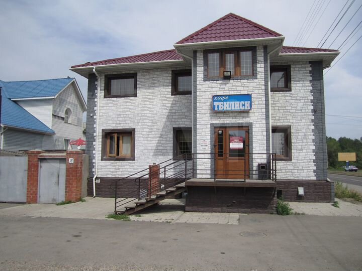 Здание, 290 м²