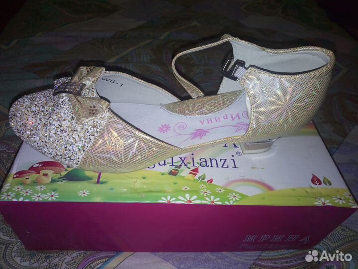 Туфли для девочки