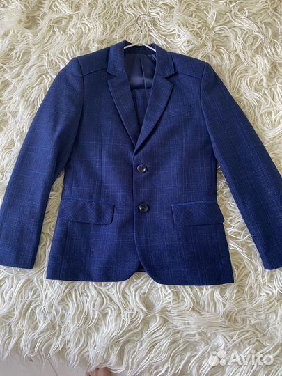 Костюм на мальчика(брюки,пиджак,жилет)