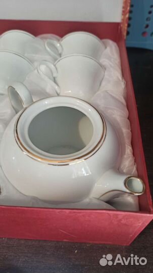 Сервиз чайный подарочный