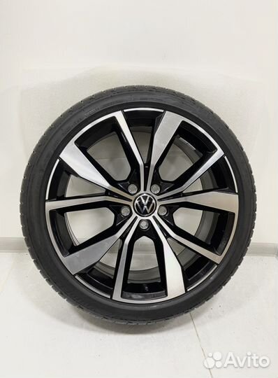 Новые Volkswagen T-Roc, Bridgestone 225/40 R19