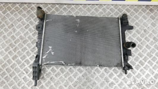 Радиатор системы охлаждения ford focus 3 (8BN29KA0
