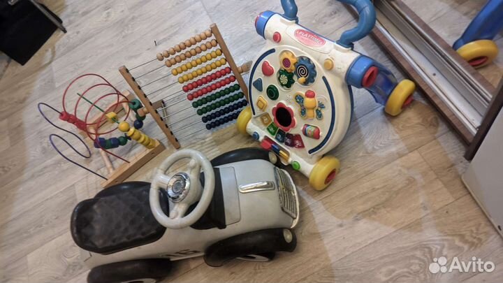 Машинка-каталка