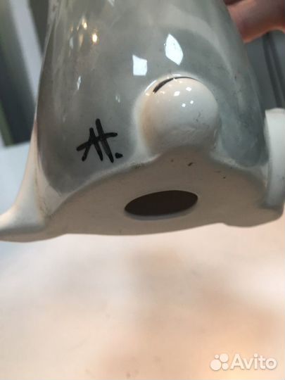 Заяц фигурка