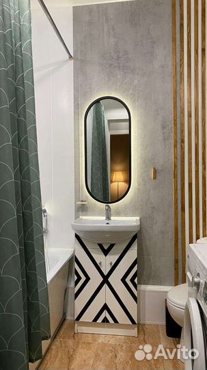 Зеркало с подсветкой овальное, капсульное