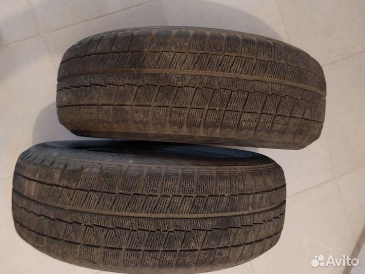 Bridgestone Blizzak Revo GZ 205/60 R16