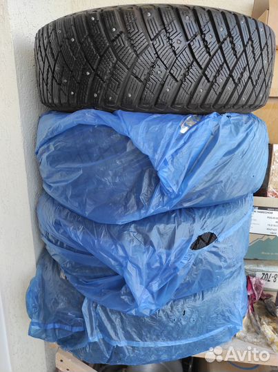 Goodyear Ultragrip Ice Arctic 195/65 R15