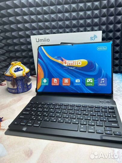 Планшет с клавиатурой и стилусом