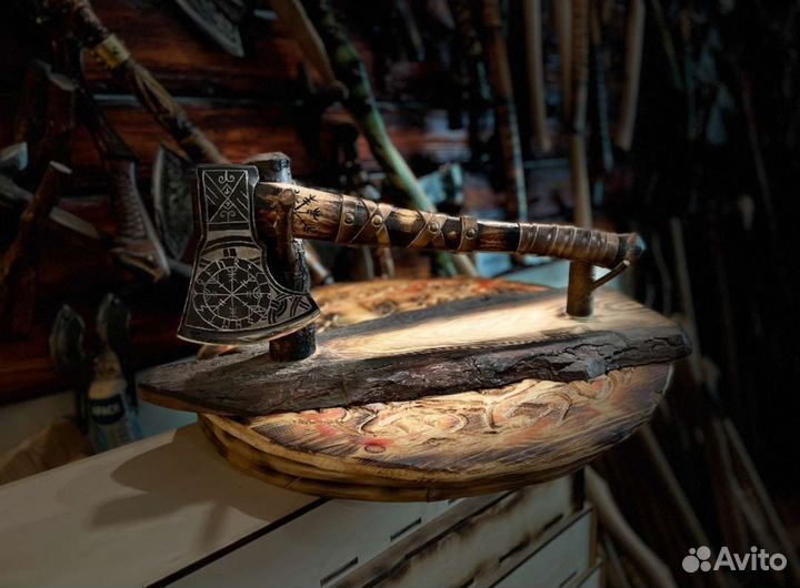 Топор кованый ручной работы