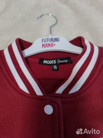 Бомбер женский