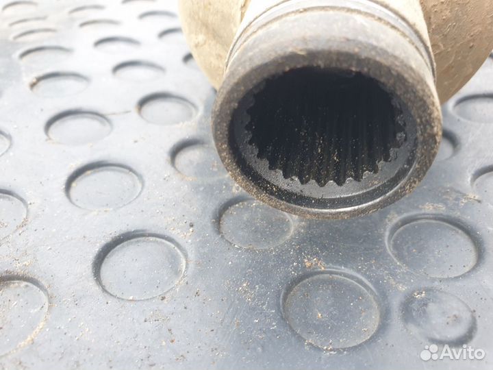 Привод передний правый Renault Logan Логан 1.6 мкп