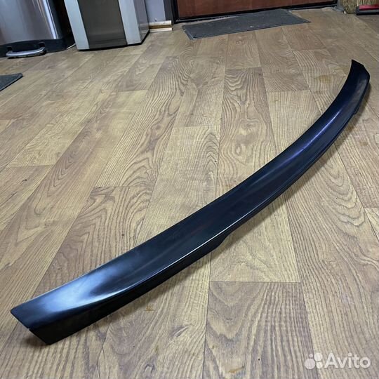 Спойлер на багажник Skoda Rapid лифтбек