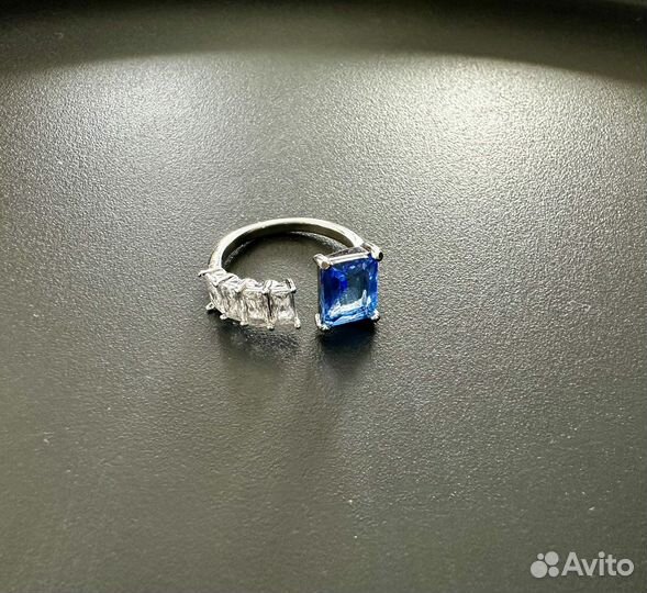 Бижутерия новая современная