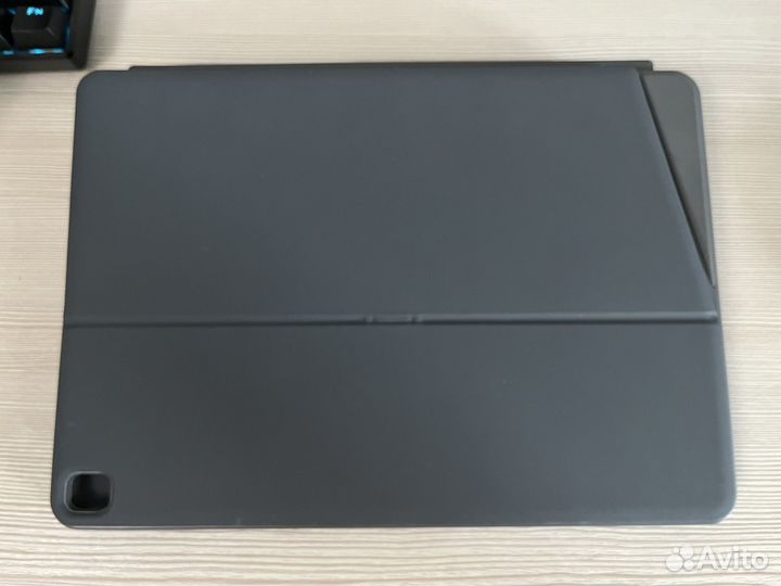 Клавиатура для iPad 10.2/10.5