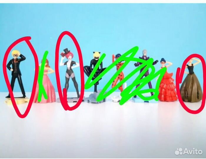 Фигурки леди Баг и сепер кот из киндер сюрприз