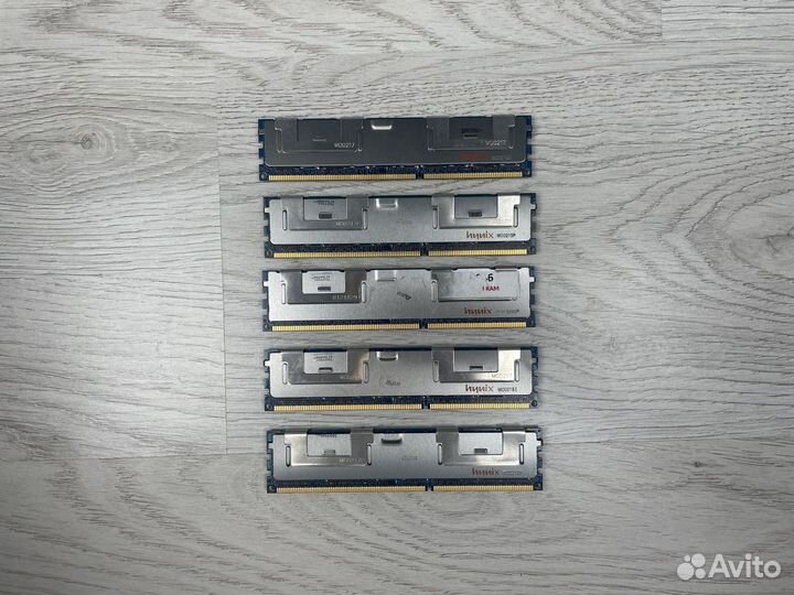 Серверная Память DDR3 8GB 1066Mz SK hynix