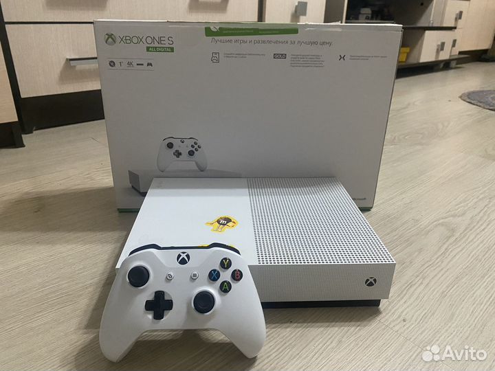 Xbox One s