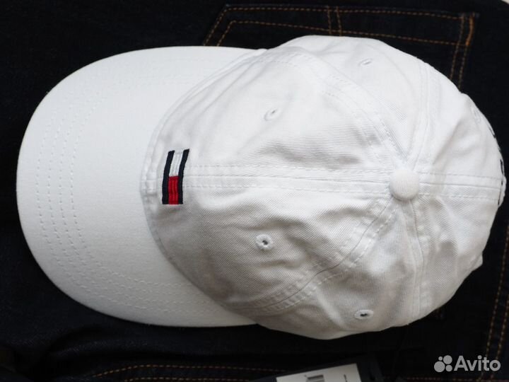 Бейсболка Tommy Hilfiger белая новая