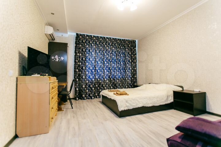 2-к. квартира, 65 м², 9/9 эт.