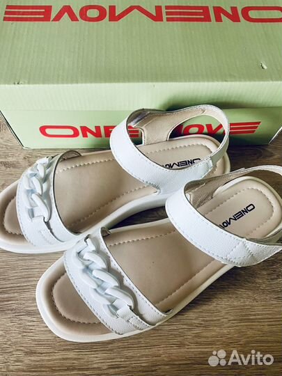 Босоножки женские 36 размер новые