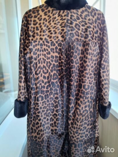 Пальто женское 46 48