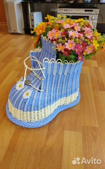 Кашпо из ротанга