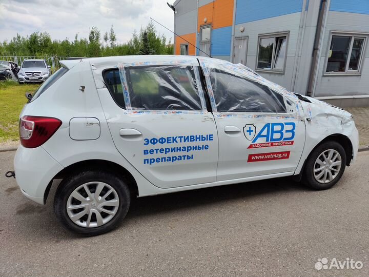 Renault Sandero 1.6 МТ, 2019, битый, 36 399 км