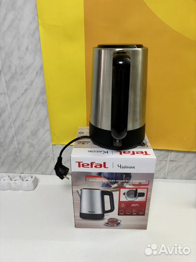 Чайник Tefal BI520D10