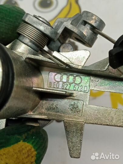 Замок багажника задний Audi A8 4H / D4 cdra 4 2011